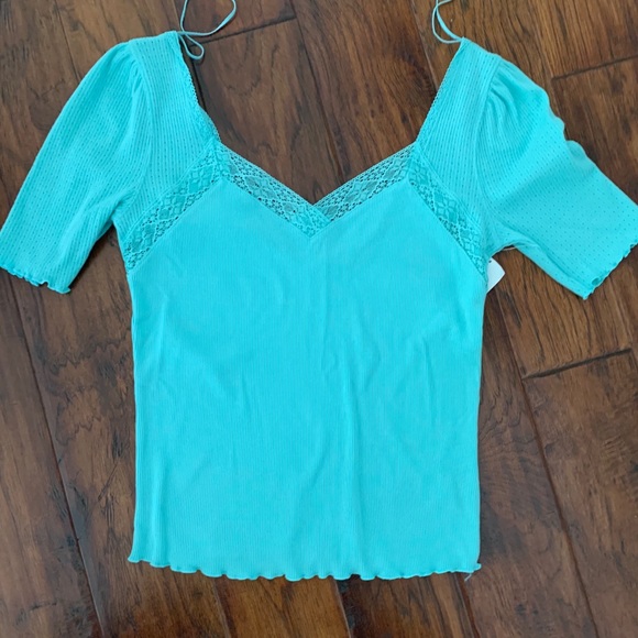 FREE PEOPLE Top - Picture 2 of 7